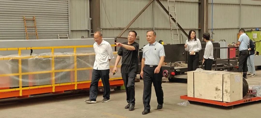 熱烈歡迎省市場(chǎng)監(jiān)督管理局認(rèn)證處史明甫處長(zhǎng)等一行蒞臨東起集團(tuán)考察調(diào)研！
